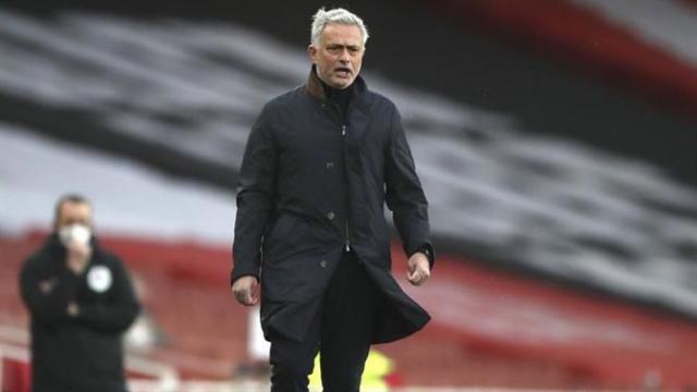 1618985703320077183.jpg Mourinhoarsenal.jpg